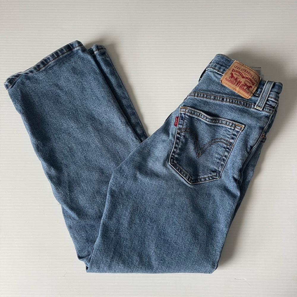 Levi Ribcage Straight size 25